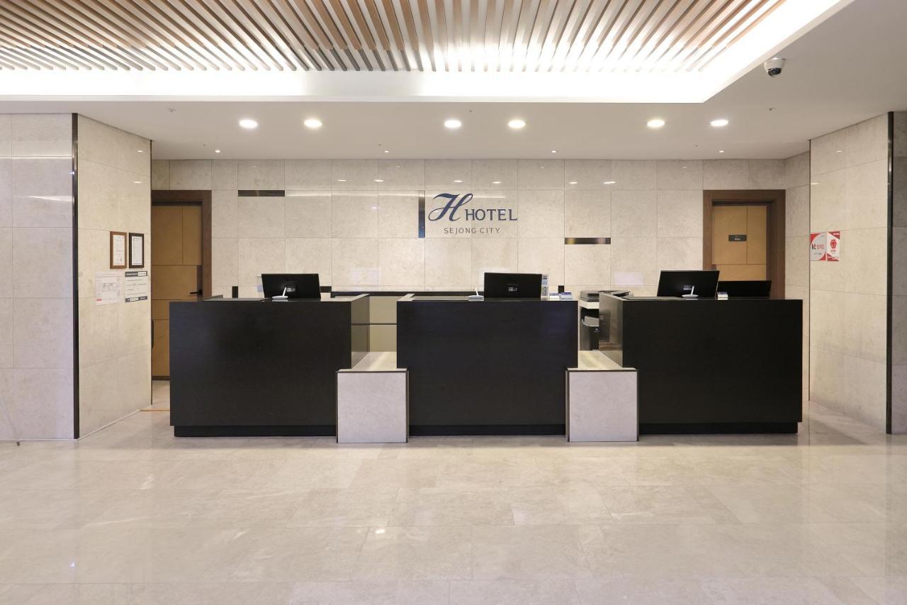Osong H Hotel Sejong City Cheongju Bagian luar foto