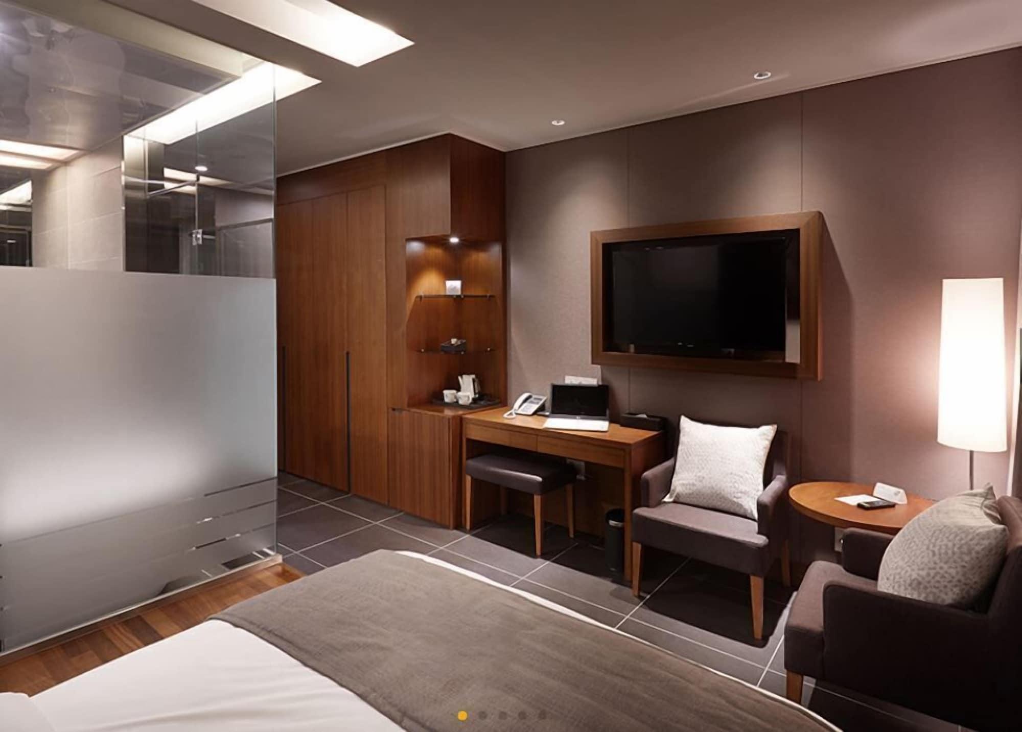Osong H Hotel Sejong City Cheongju Bagian luar foto