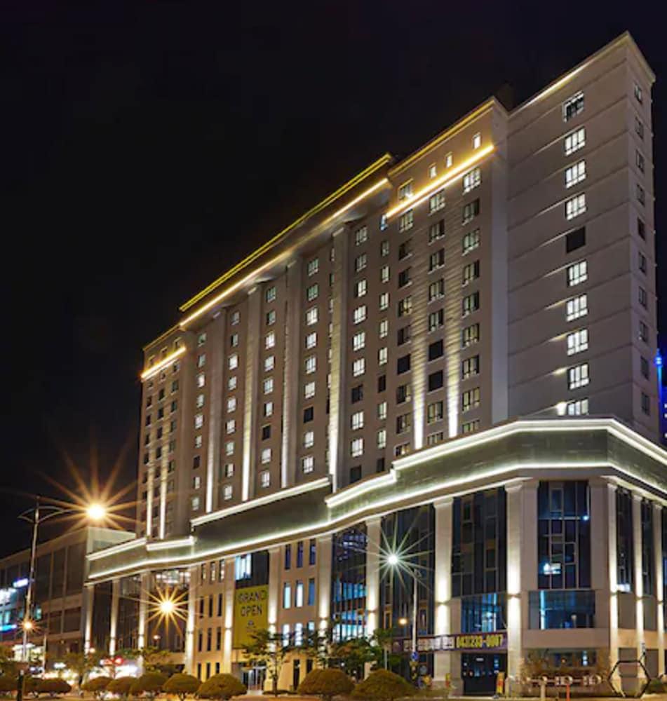 Osong H Hotel Sejong City Cheongju Bagian luar foto