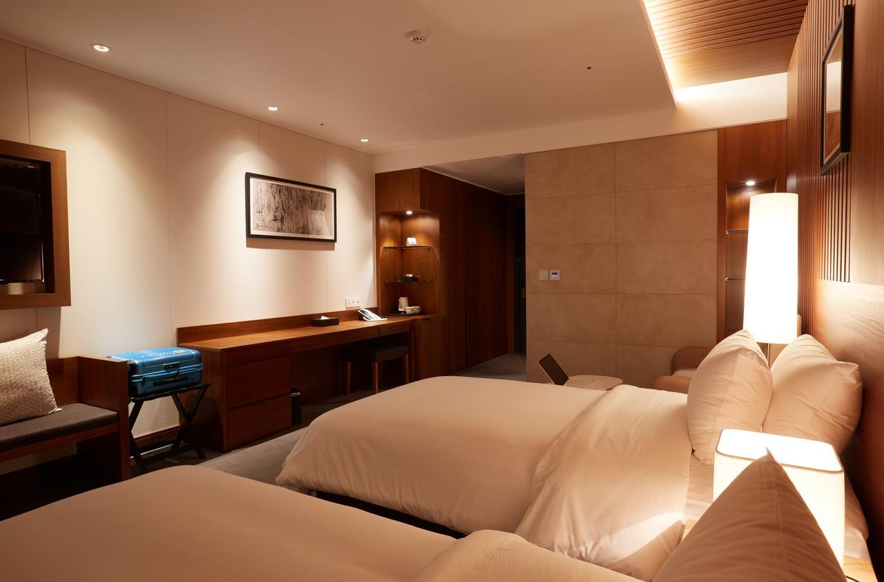 Osong H Hotel Sejong City Cheongju Bagian luar foto