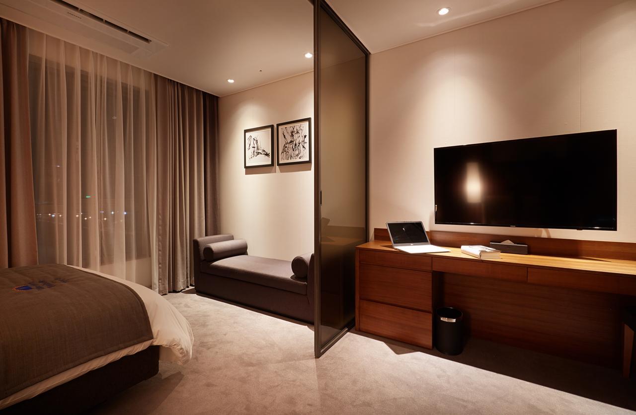 Osong H Hotel Sejong City Cheongju Bagian luar foto