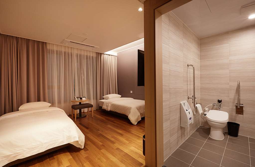 Osong H Hotel Sejong City Cheongju Ruang foto